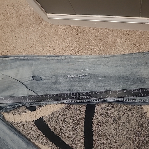 Ecko Unltd Athletic Fit Light Wash Faded Stretch Denim Jeans Straight Leg 38x30 - Picture 6 of 11